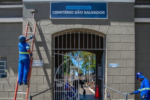 Responsáveis por sepulturas devem providenciar serviços de limpeza até o dia 31