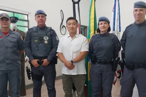 Secretário de Segurança de Mogi é homenageado pela PM
