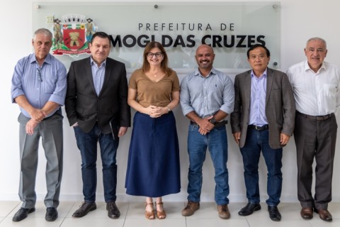 Mara Bertaiolli celebra geração de empregos aos mogianos na modernização da Linha 11 - Coral