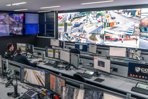 Três foragidos são capturados pelo Smart Mogi e mais um é preso por descumprimento de medida protetiva