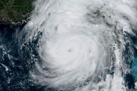 Número de mortos nos EUA por tornados do fim de semana sobe para 36
