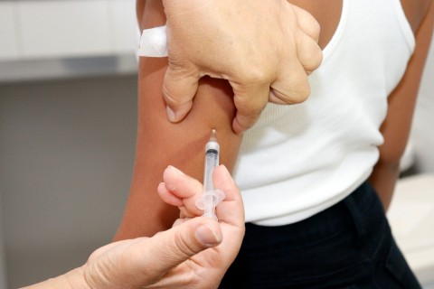 Secretaria de Saúde dá início à campanha de multivacinaçã