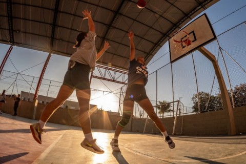 Projeto de basquete feminino em Jundiapeba terá apoio e vai representar Mogi das Cruzes na Liga Paulista